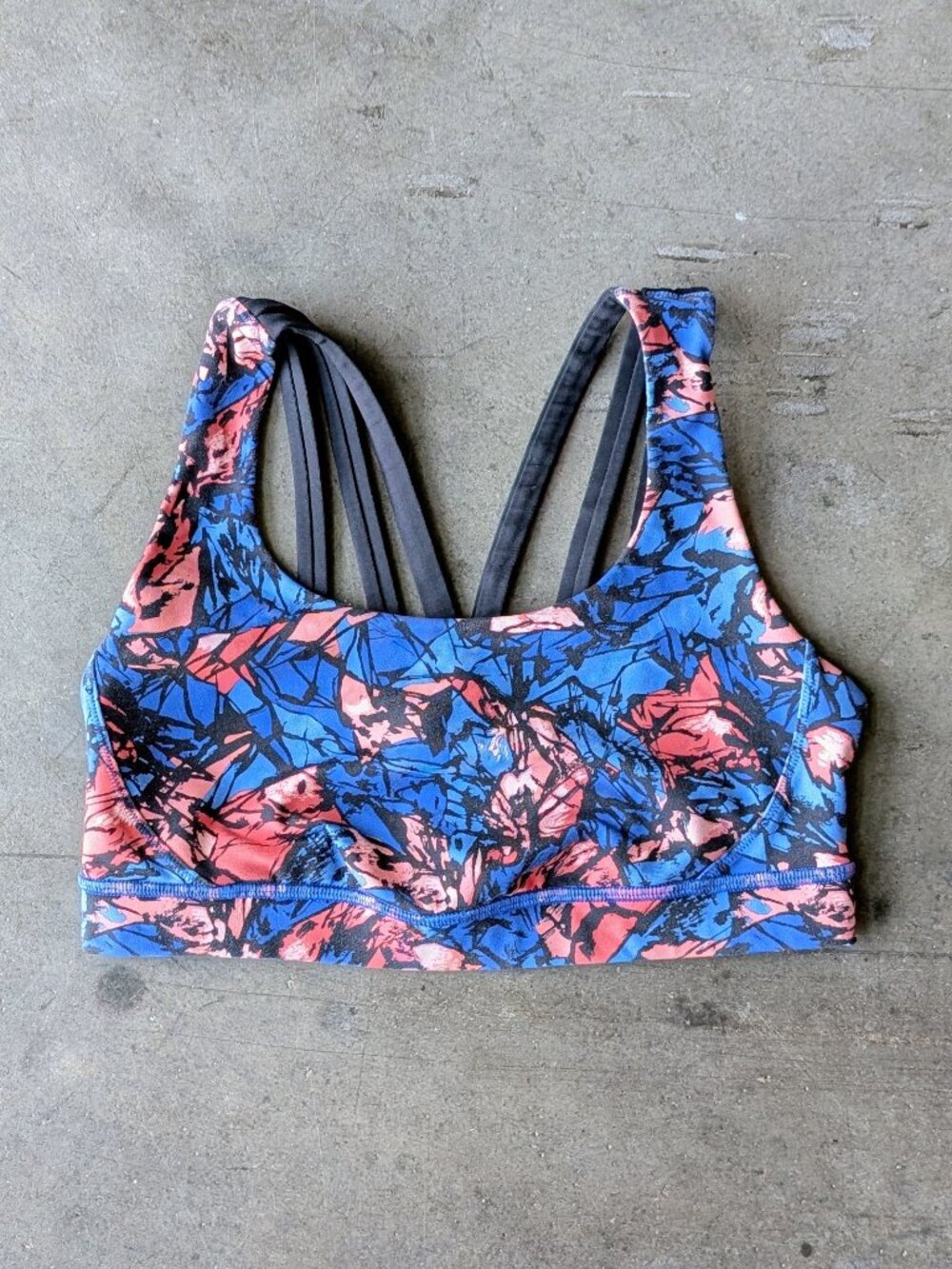 Lululemon Energy Bra Exhale Mini Paint Storm Harbor Blue Multi Black size 6